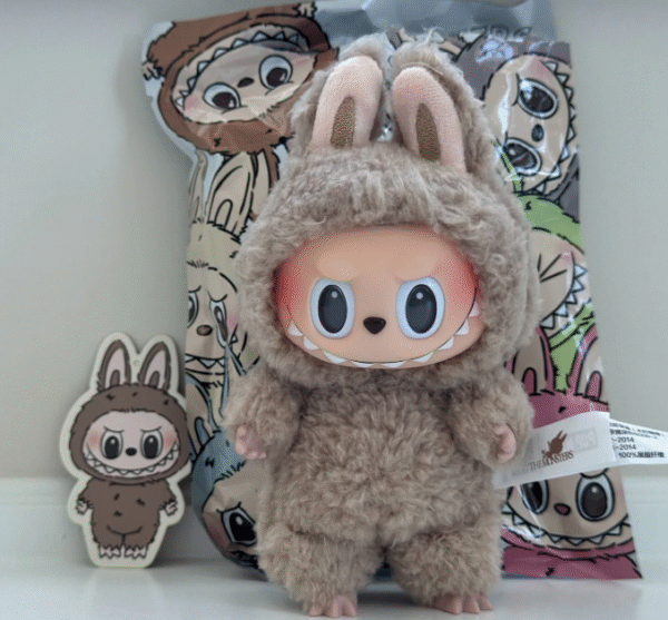 LABUBU The Monsters Exciting Macaron Vinyl Face Series Toffee - Image 3